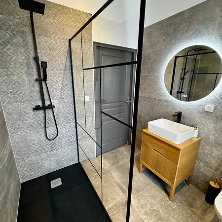 Prázdninový dům Maison Familiale Climatisee Saint-Yrieix-sur-Charente